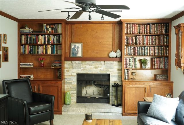 2160 Lake Breeze Road, Sheffield Village, OH 44054