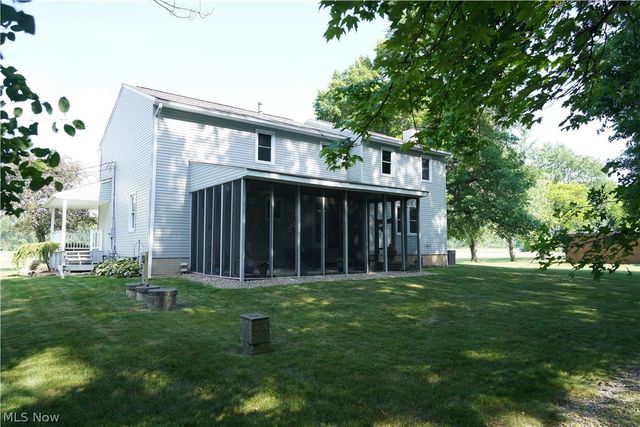 2160 Lake Breeze Road, Sheffield Village, OH 44054