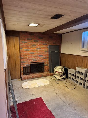 20102 Great Oak Circle S 174, Clinton Charter Township, MI 48036