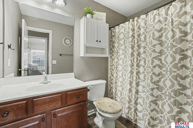 19618 Gail Avenue, Omaha, NE 68135