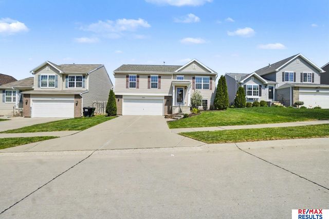 19618 Gail Avenue, Omaha, NE 68135