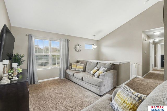 19618 Gail Avenue, Omaha, NE 68135