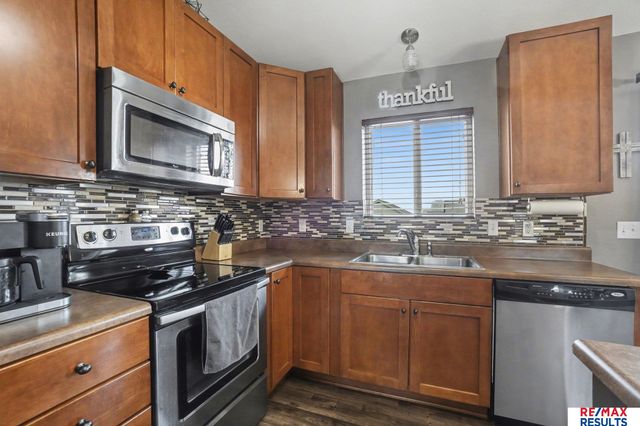 19618 Gail Avenue, Omaha, NE 68135