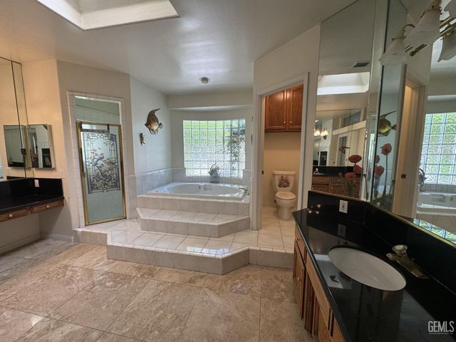 2508 Dover Hill Drive, Bakersfield, CA 93311