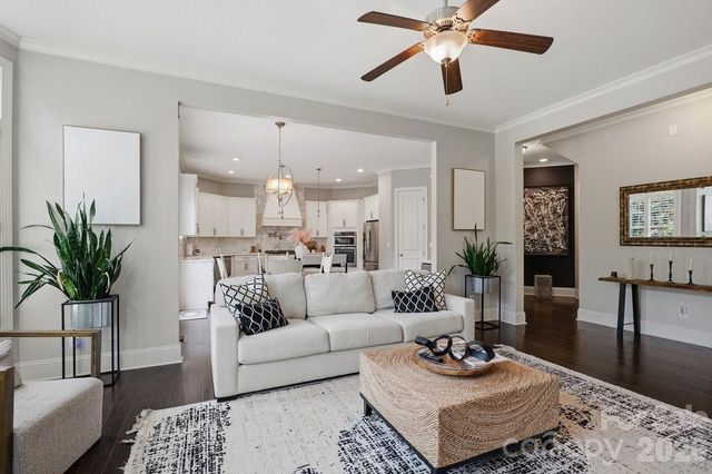 7323 Harcourt Crossing, Fort Mill, SC 29707