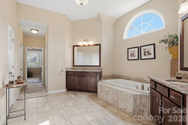 7323 Harcourt Crossing, Fort Mill, SC 29707