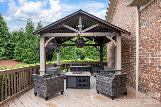 7323 Harcourt Crossing, Fort Mill, SC 29707