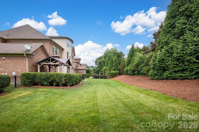 7323 Harcourt Crossing, Fort Mill, SC 29707