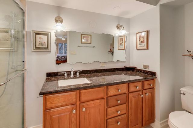 441 N Park Boulevard 4B, Glen Ellyn, IL 60137