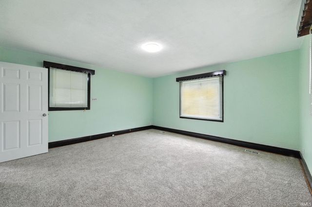 862 S Jackson Street, Frankfort, IN 46041