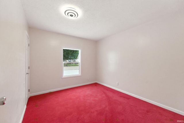 862 S Jackson Street, Frankfort, IN 46041