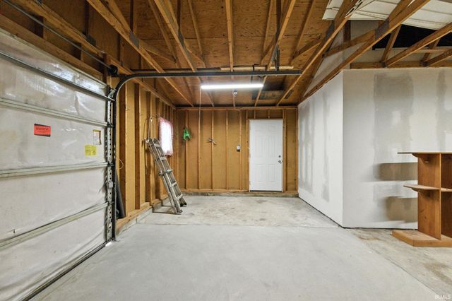 862 S Jackson Street, Frankfort, IN 46041