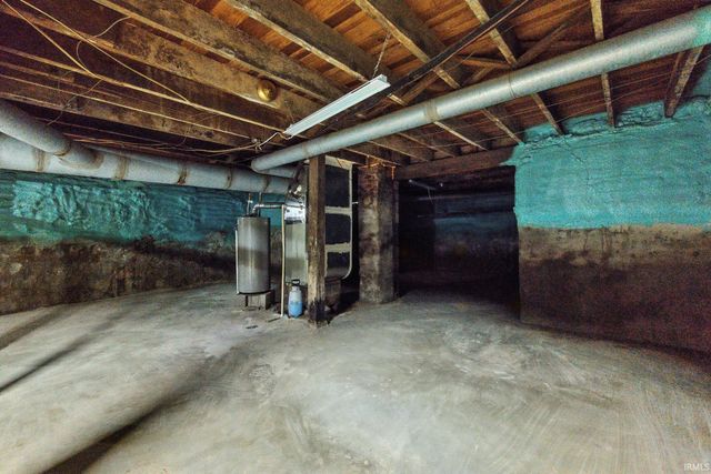 862 S Jackson Street, Frankfort, IN 46041