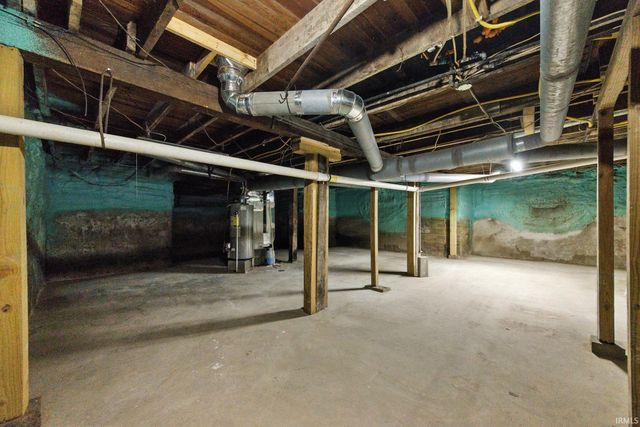 862 S Jackson Street, Frankfort, IN 46041