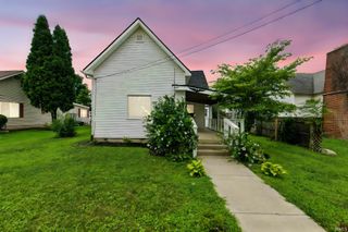 862 S Jackson Street, Frankfort, IN 46041
