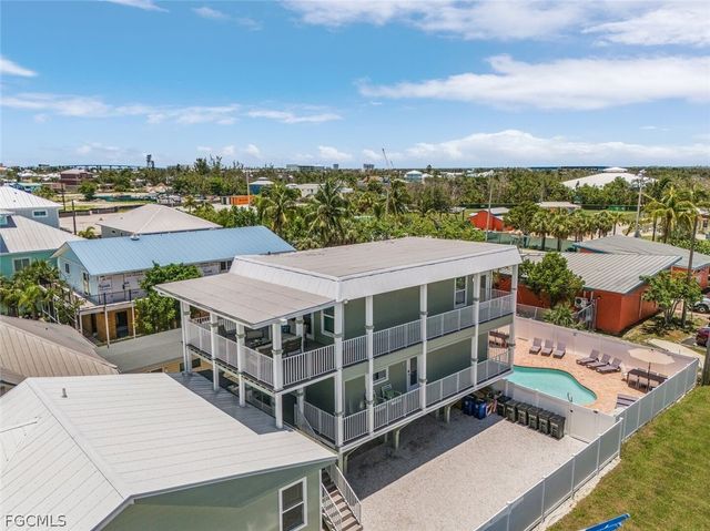 2633 Estero BLVD, Fort Myers Beach, FL 33931