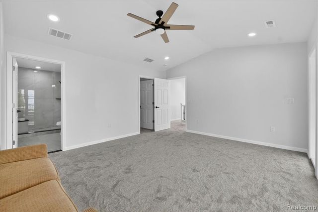 37235 Jefferson Avenue, Harrison Twp, MI 48045