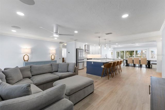 312 WESTWINDS DRIVE, Palm Harbor, FL 34683