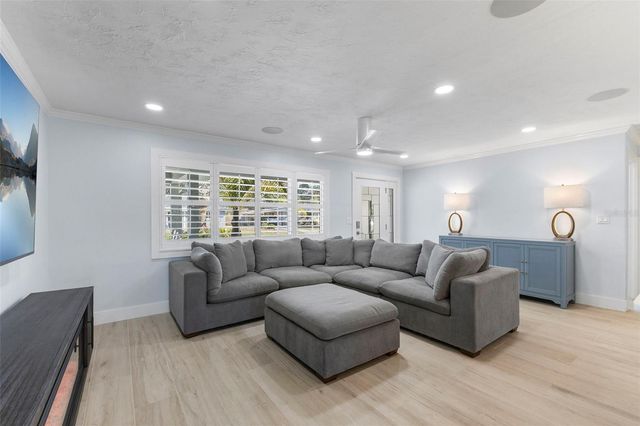 312 WESTWINDS DRIVE, Palm Harbor, FL 34683