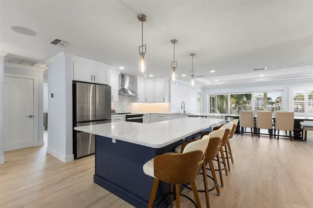 312 WESTWINDS DRIVE, Palm Harbor, FL 34683