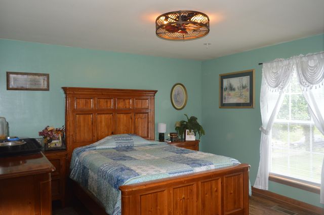 240 Ridge Road, Whitwell, TN 37397