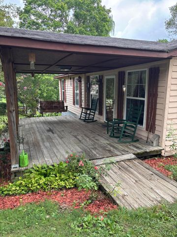 240 Ridge Road, Whitwell, TN 37397