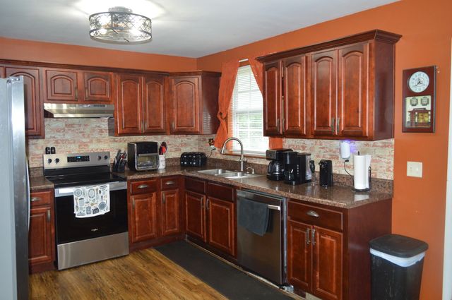 240 Ridge Road, Whitwell, TN 37397
