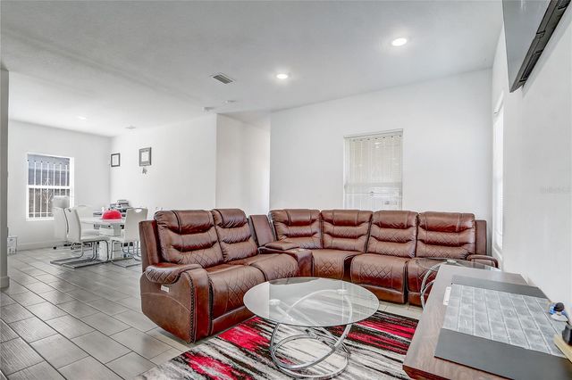 6120 DENSON DRIVE, Orlando, FL 32808