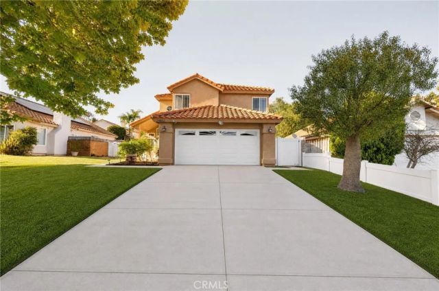 24432 Calle Tassjara, Murrieta, CA 92562