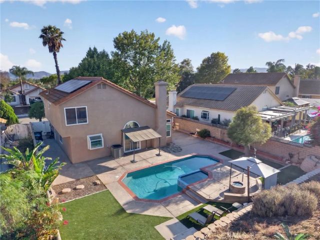 24432 Calle Tassjara, Murrieta, CA 92562