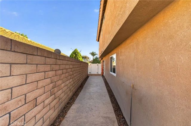 24432 Calle Tassjara, Murrieta, CA 92562