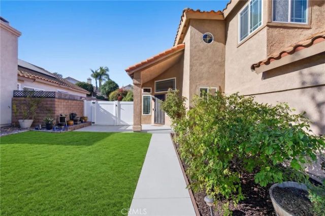 24432 Calle Tassjara, Murrieta, CA 92562