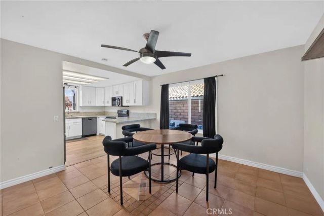 24432 Calle Tassjara, Murrieta, CA 92562