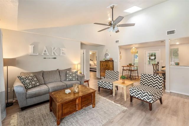 1308 Utopia Court, Tool, TX 75143