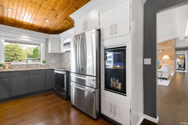 17575 Juday Lake Drive, South Bend, IN 46635