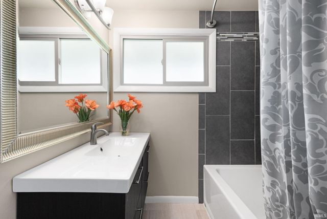 17575 Juday Lake Drive, South Bend, IN 46635