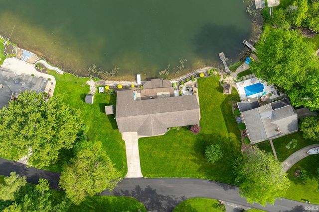 17575 Juday Lake Drive, South Bend, IN 46635