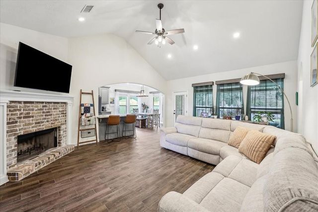 3520 Michelle Avenue, Vidor, TX 77662