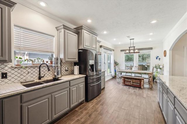 3520 Michelle Avenue, Vidor, TX 77662