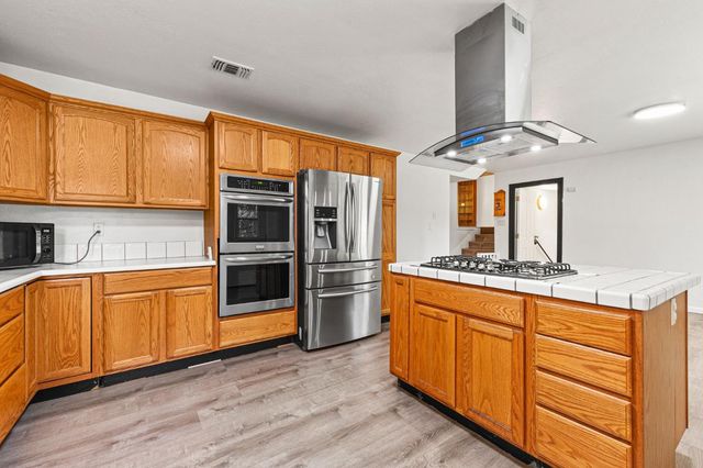 2809 Gardella Ln, Camino, CA 95709