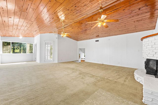 2809 Gardella Ln, Camino, CA 95709