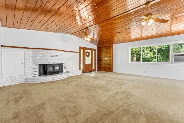 2809 Gardella Ln, Camino, CA 95709