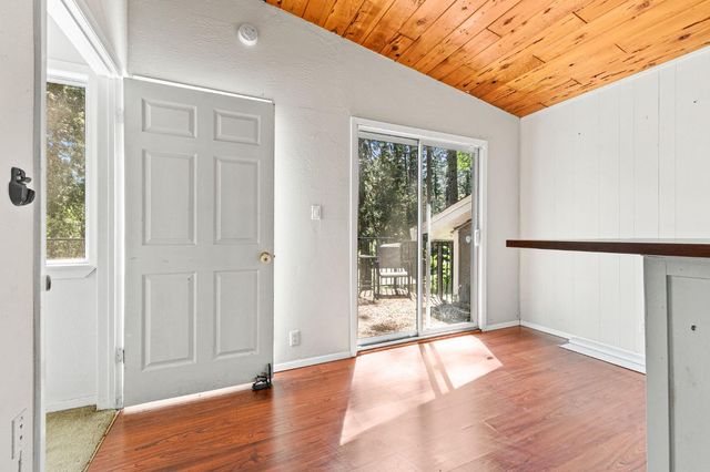 2809 Gardella Ln, Camino, CA 95709