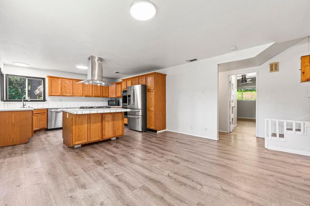 2809 Gardella Ln, Camino, CA 95709