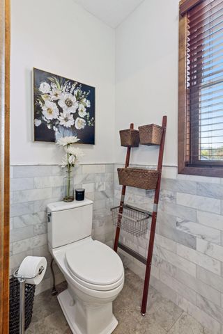 10758 Watersedge Lane, Woodbury, MN 55129