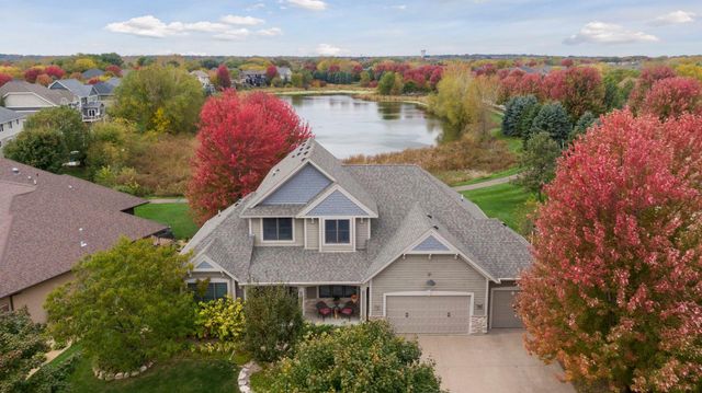 10758 Watersedge Lane, Woodbury, MN 55129
