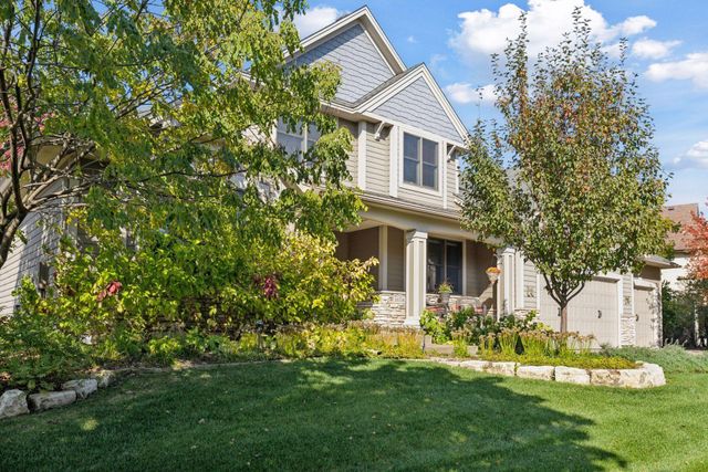 10758 Watersedge Lane, Woodbury, MN 55129