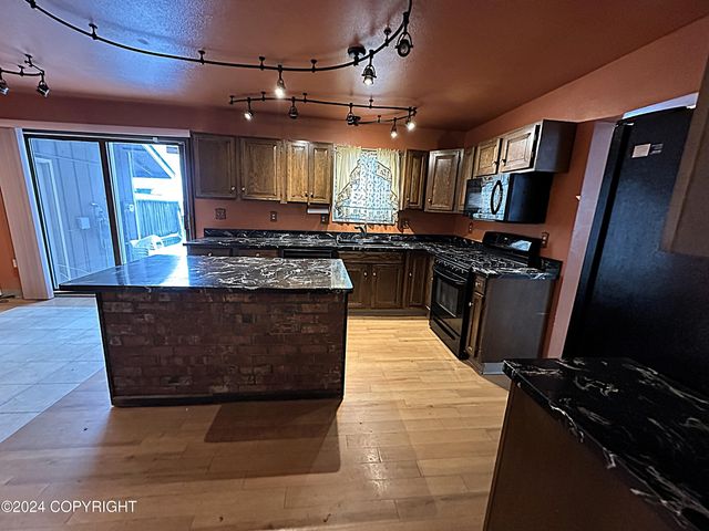 8111 Northview Drive, Anchorage, AK 99504