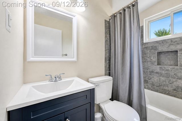 31736 Ann Arbor Trail, Westland, MI 48185