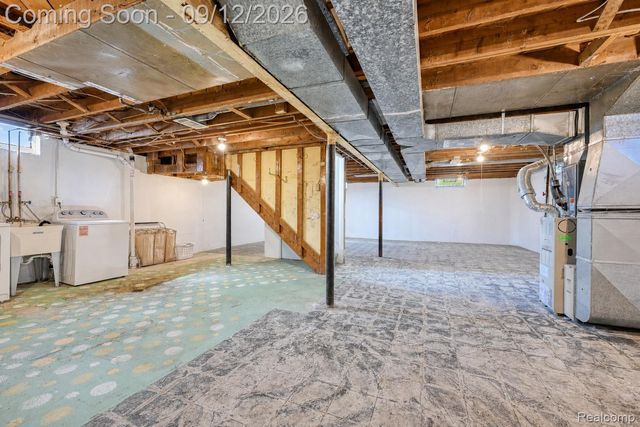 31736 Ann Arbor Trail, Westland, MI 48185